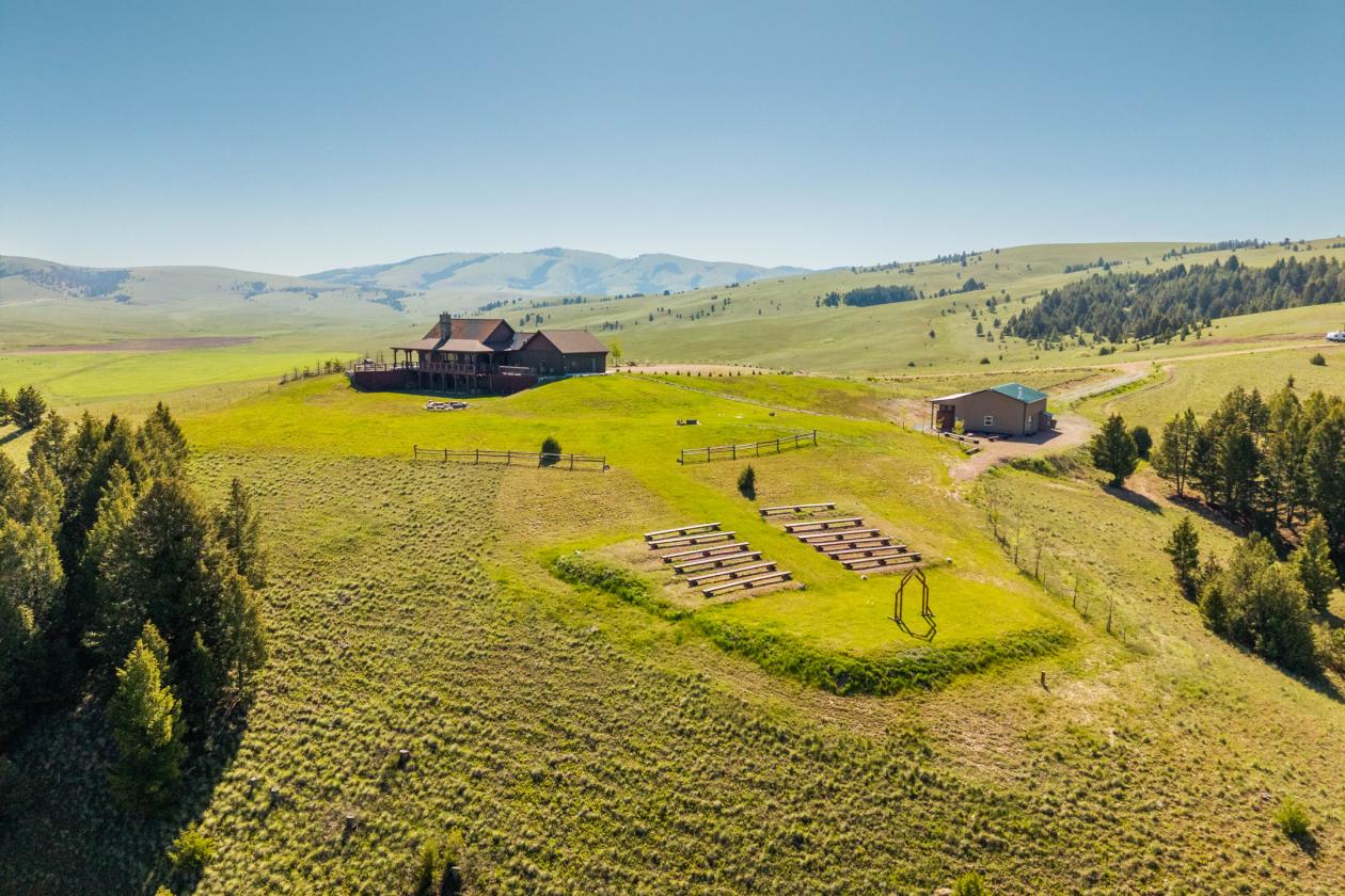 Extraordinary 13.27-Acre Mountain Retreat - photo 10