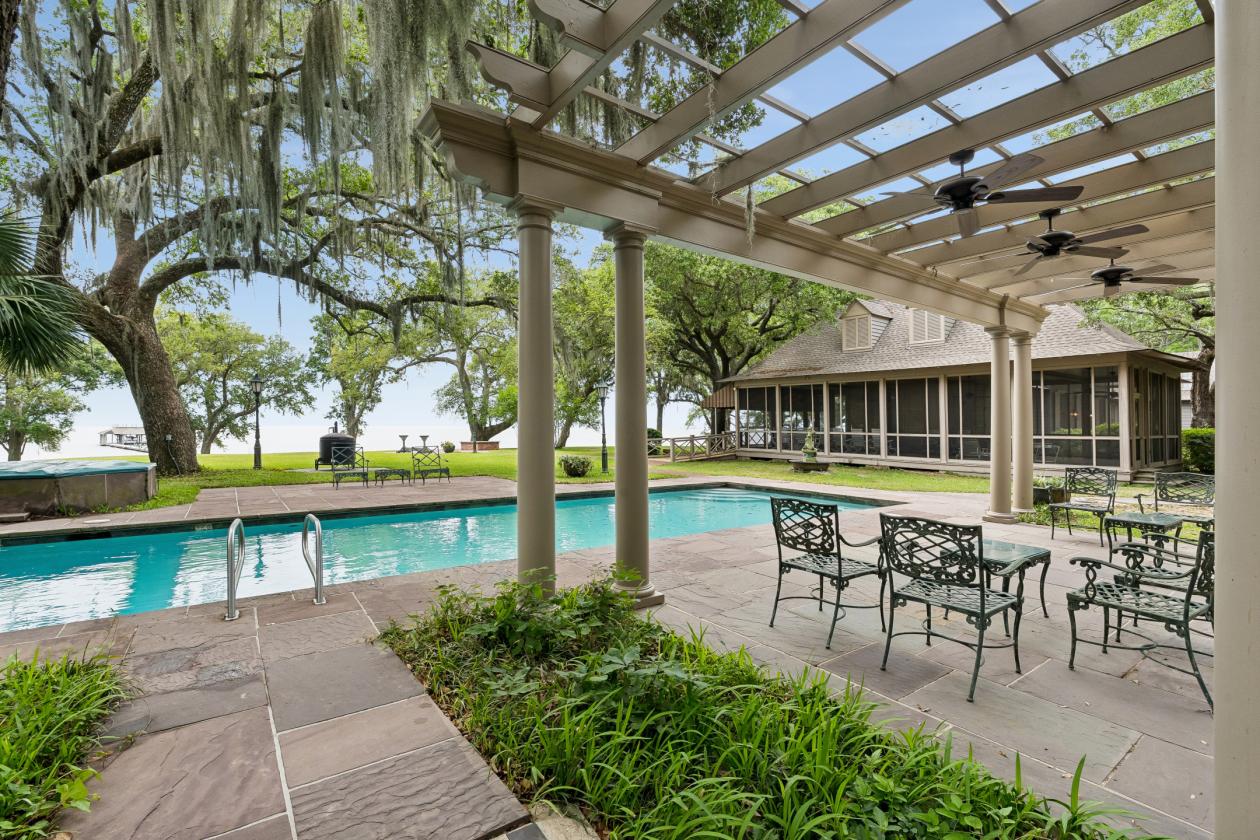 93 Acre Gulf-Front Estate. Horses Welcome - photo 27