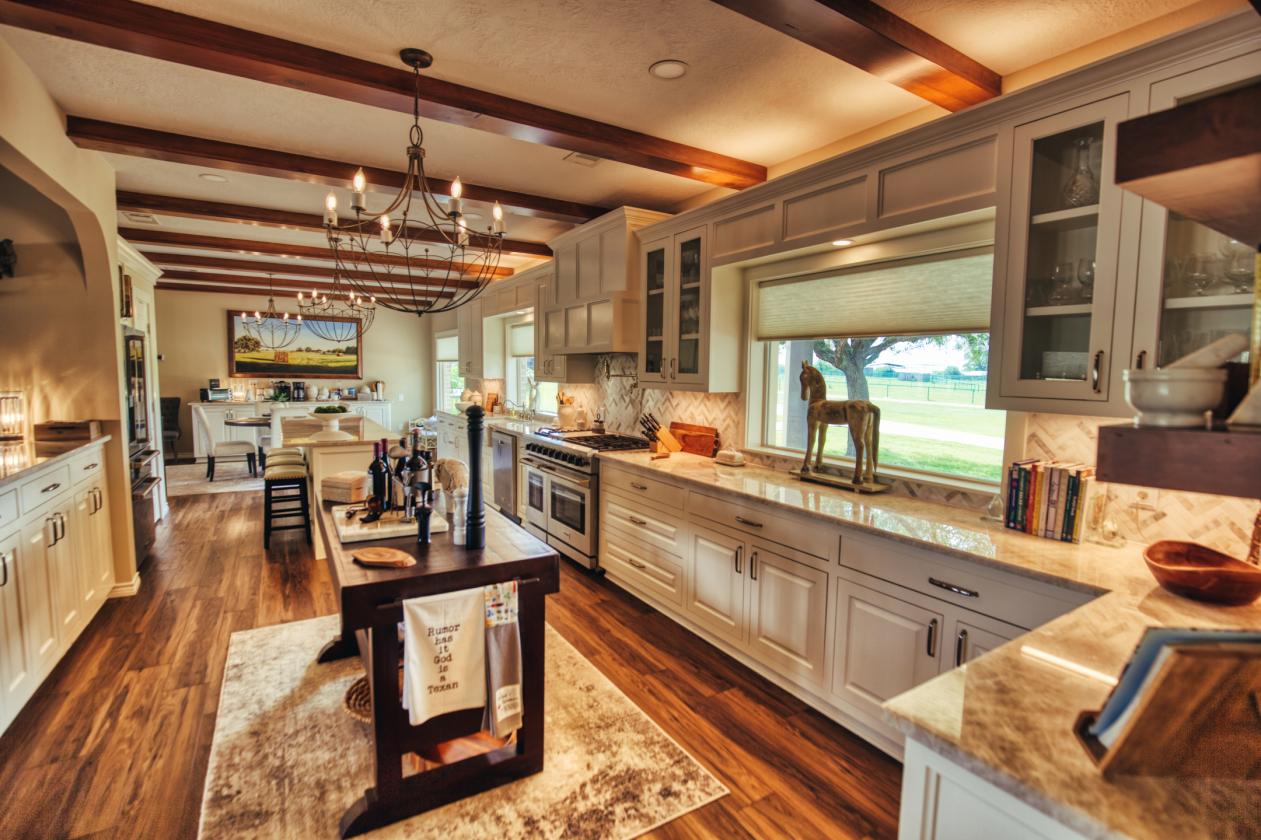 119-Acre Ranch with Multiple Living Quarters - photo 7