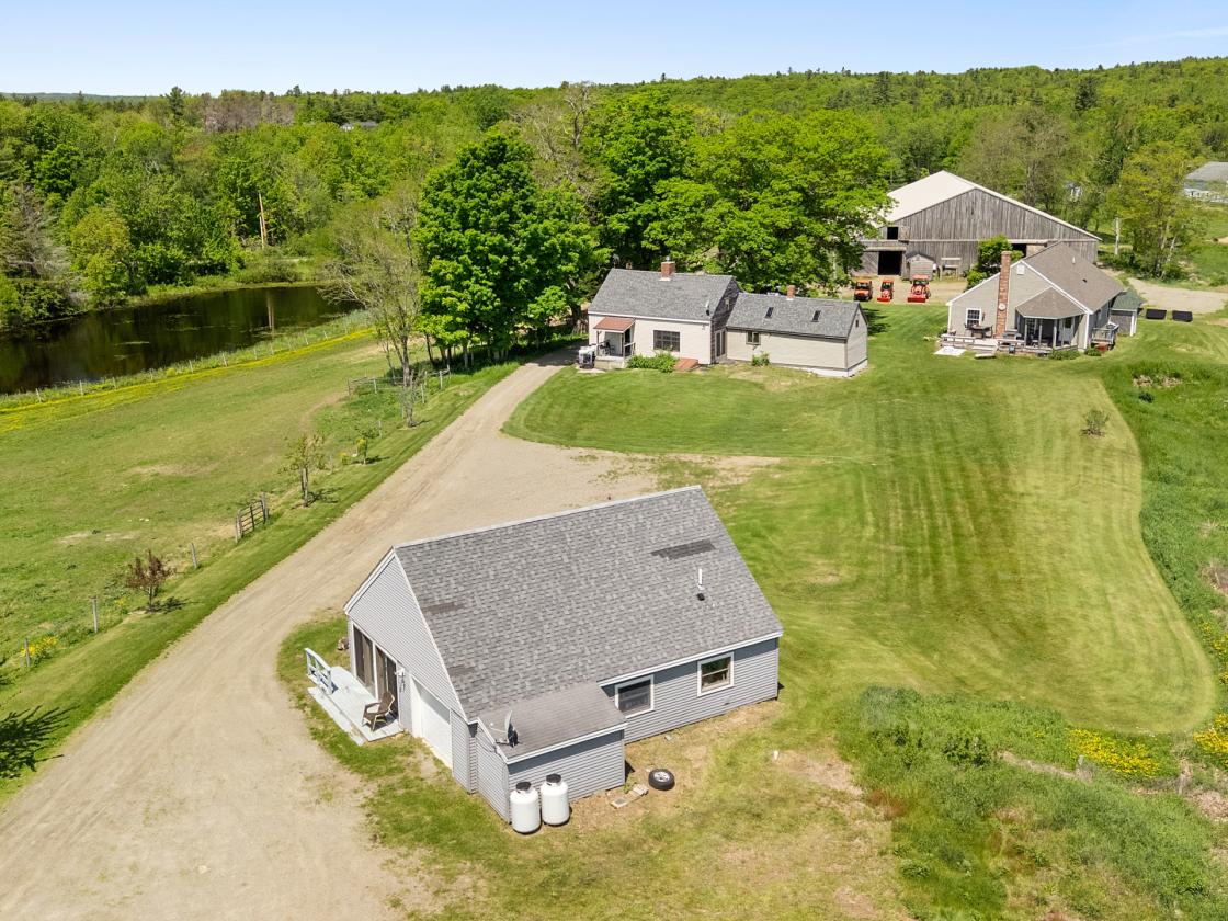 Equestrian Center with compound Living - photo 1