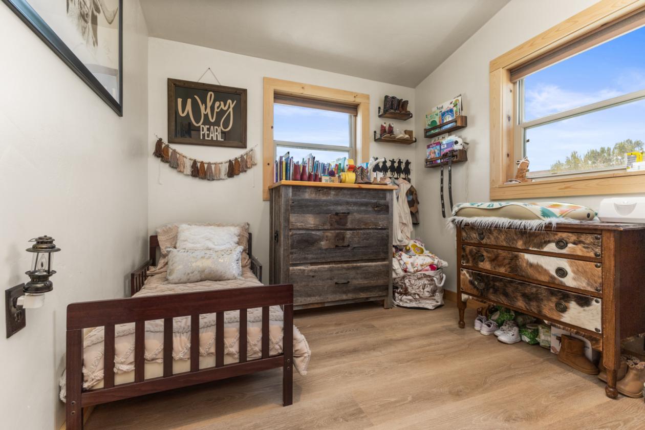 Box B Ranch - photo 15