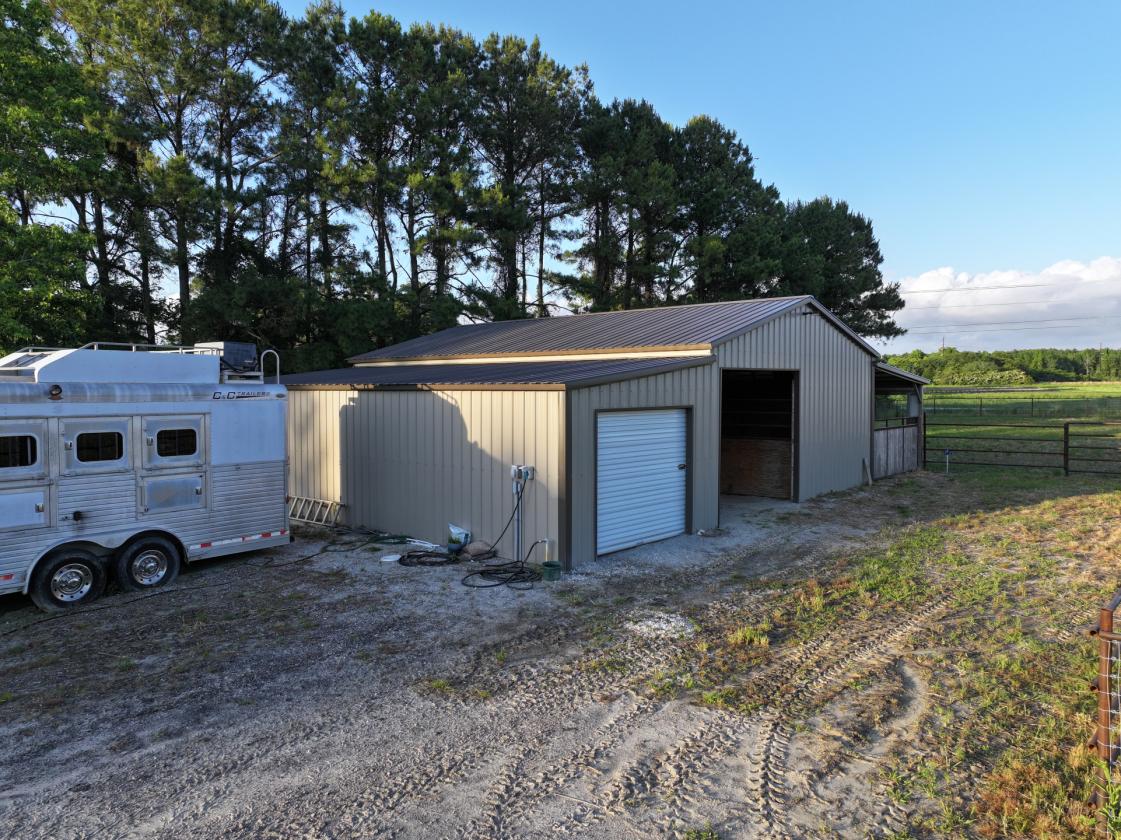 Premier 22± Acre Waterfront Equestrian Estate - photo 26
