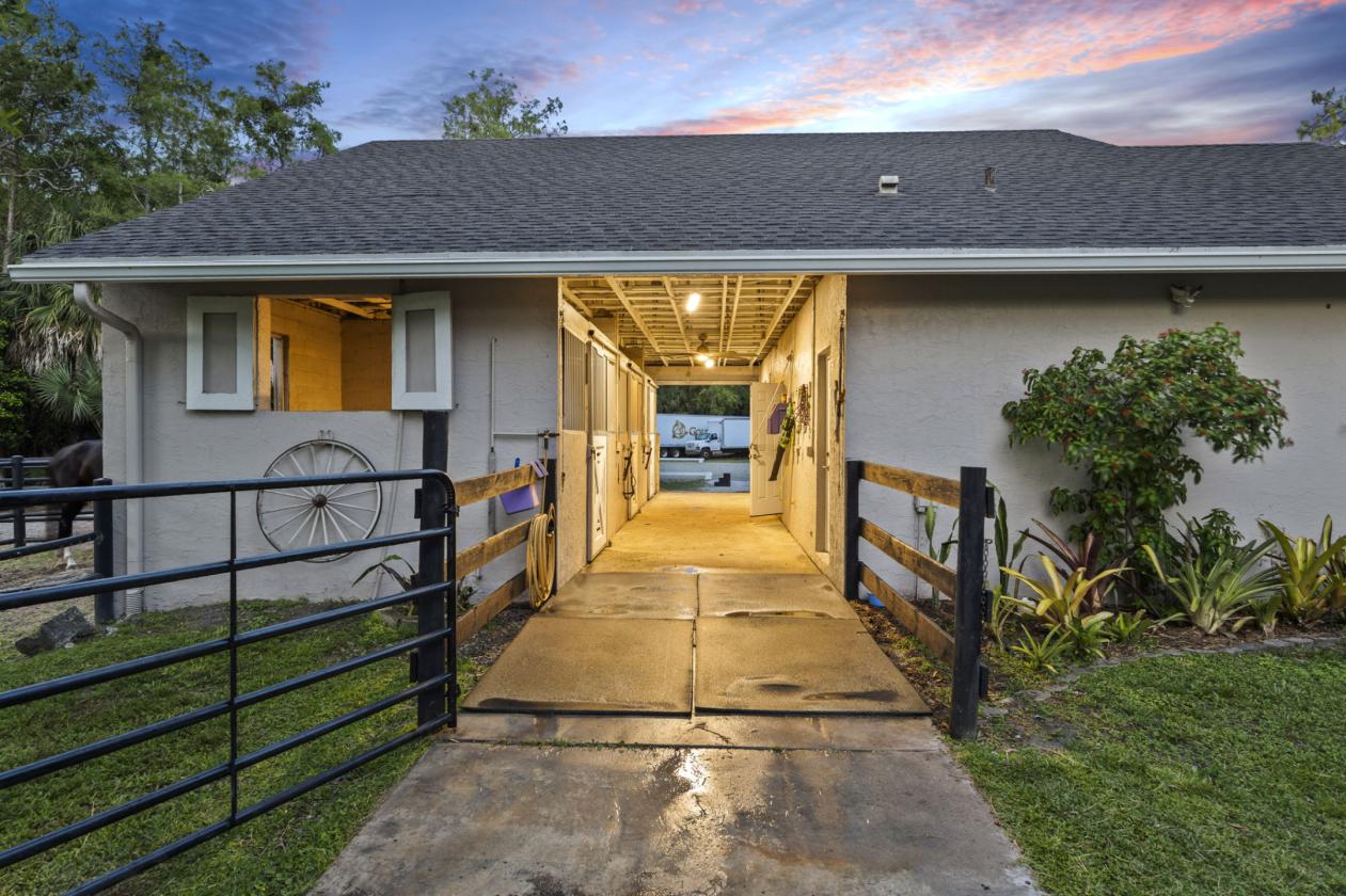 Luxury Equestrian Estate near Wellington - photo 6