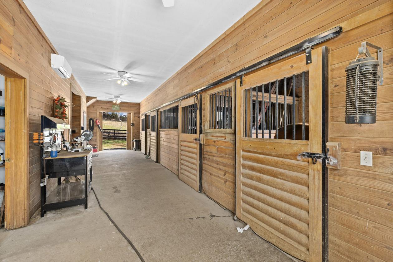 14 Acres. Log Home. Horse-Ready! - photo 8
