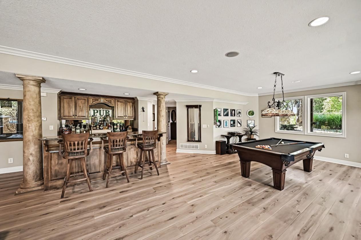Outstanding Estate Including 20 Acres - photo 28