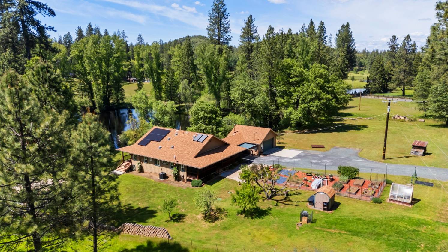 Horse Property for sale.