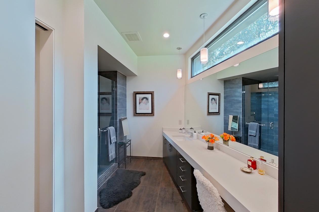 ONE-OF-A-KIND HOME IN EQUESTRIAN COMMUNITY - photo 14