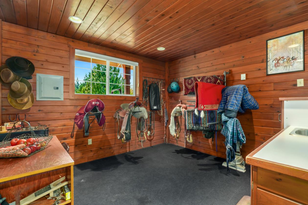 Cascade View Equestrian Estate | Arena Trails Pool - photo 23