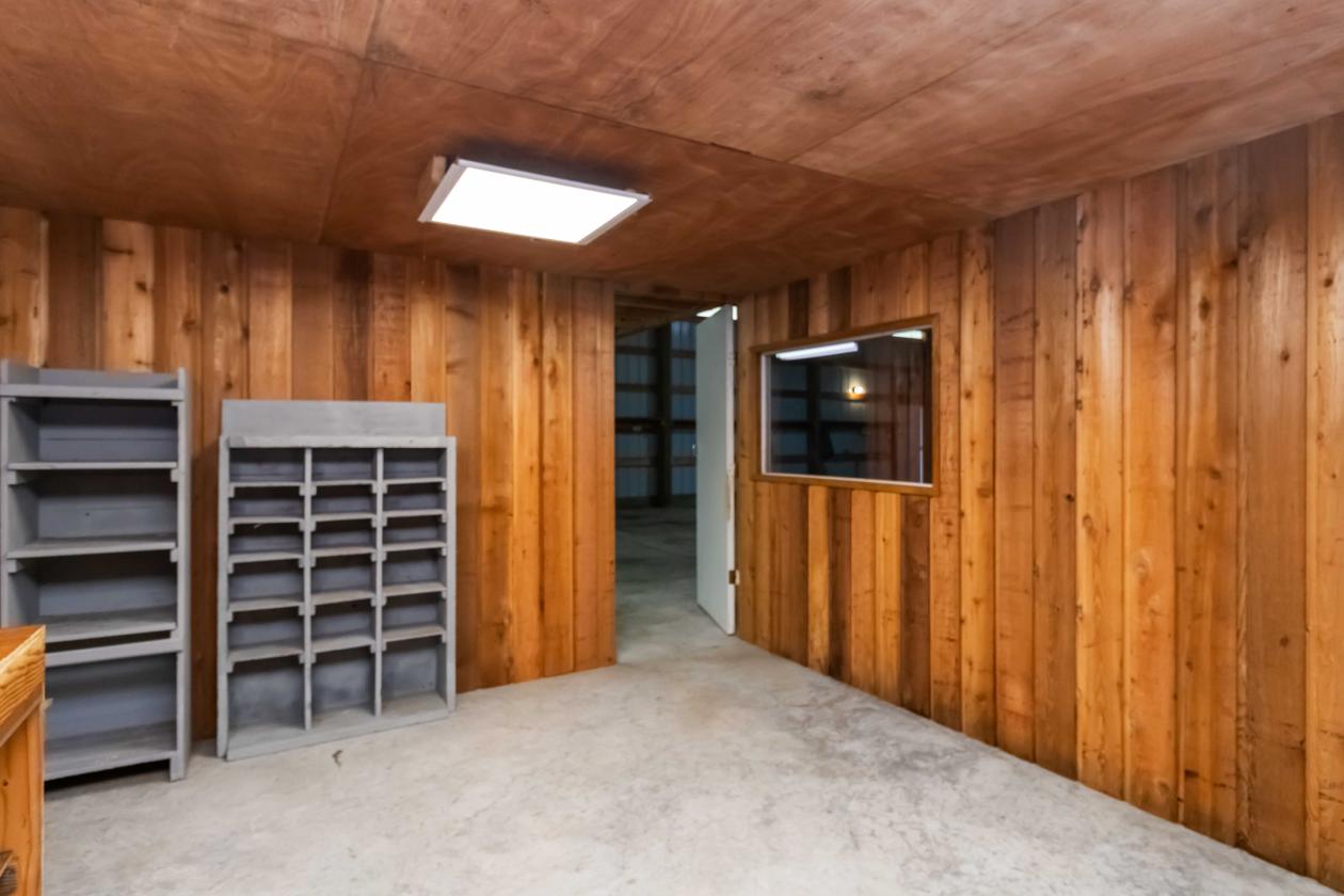 5-Acre Equestrian Retreat on Abernathy Creek - photo 28