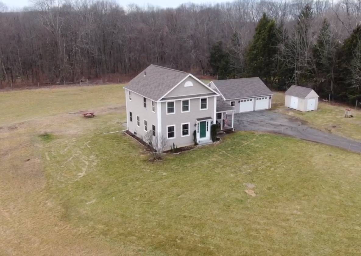 JUST SOLD !!! WONDERFUL POMFRET, CT ,HORSE PROPERTY Pomfret, Windham