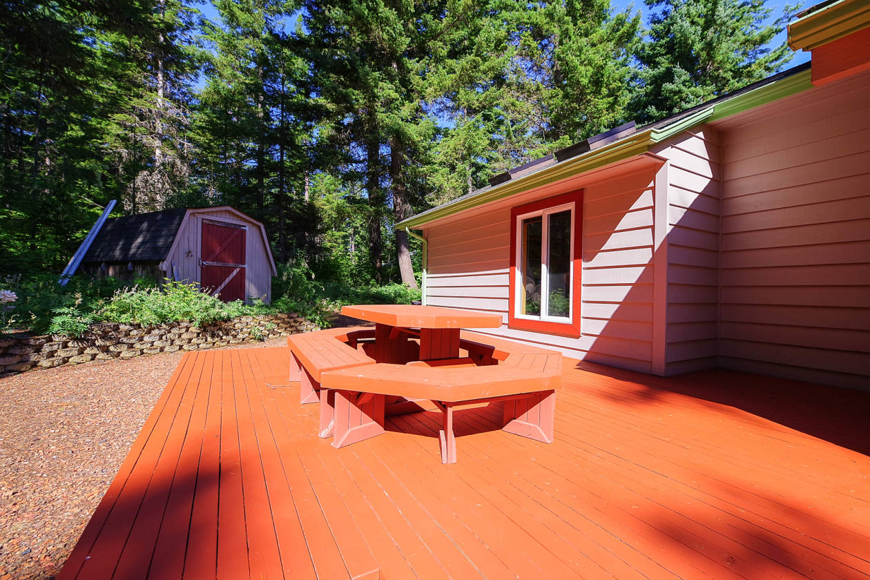 34 acres of perfect equestrian property with stunningly