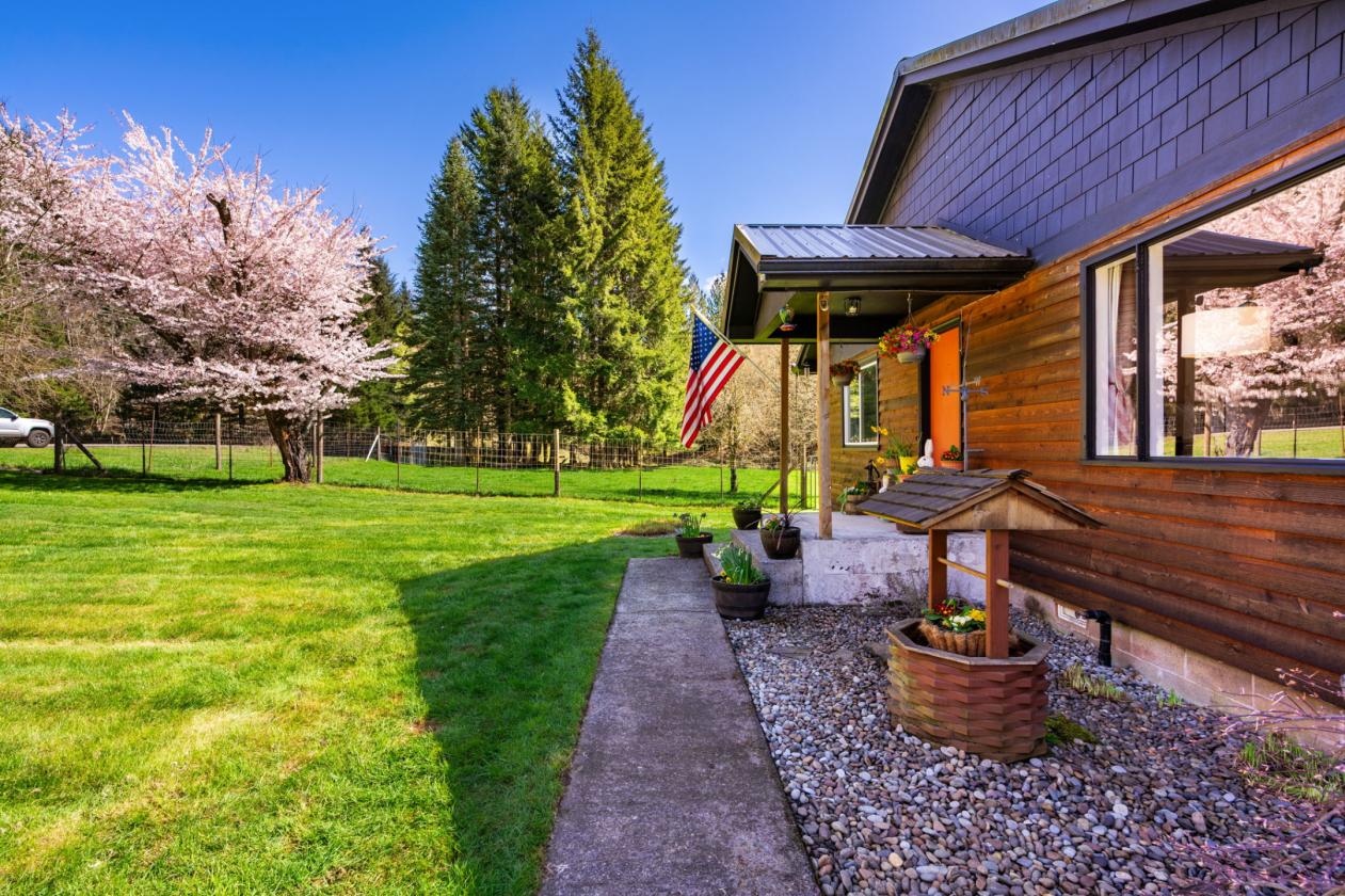 Ultimate Homestead Surrounded by Elk Fdn Land - photo 3