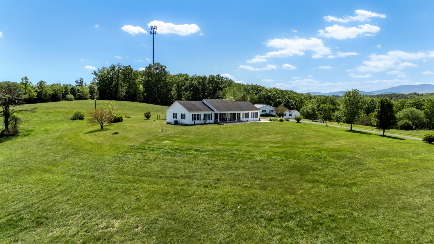 Almost 30 ACRES! Bring your horses, cows or sheep! - photo 12