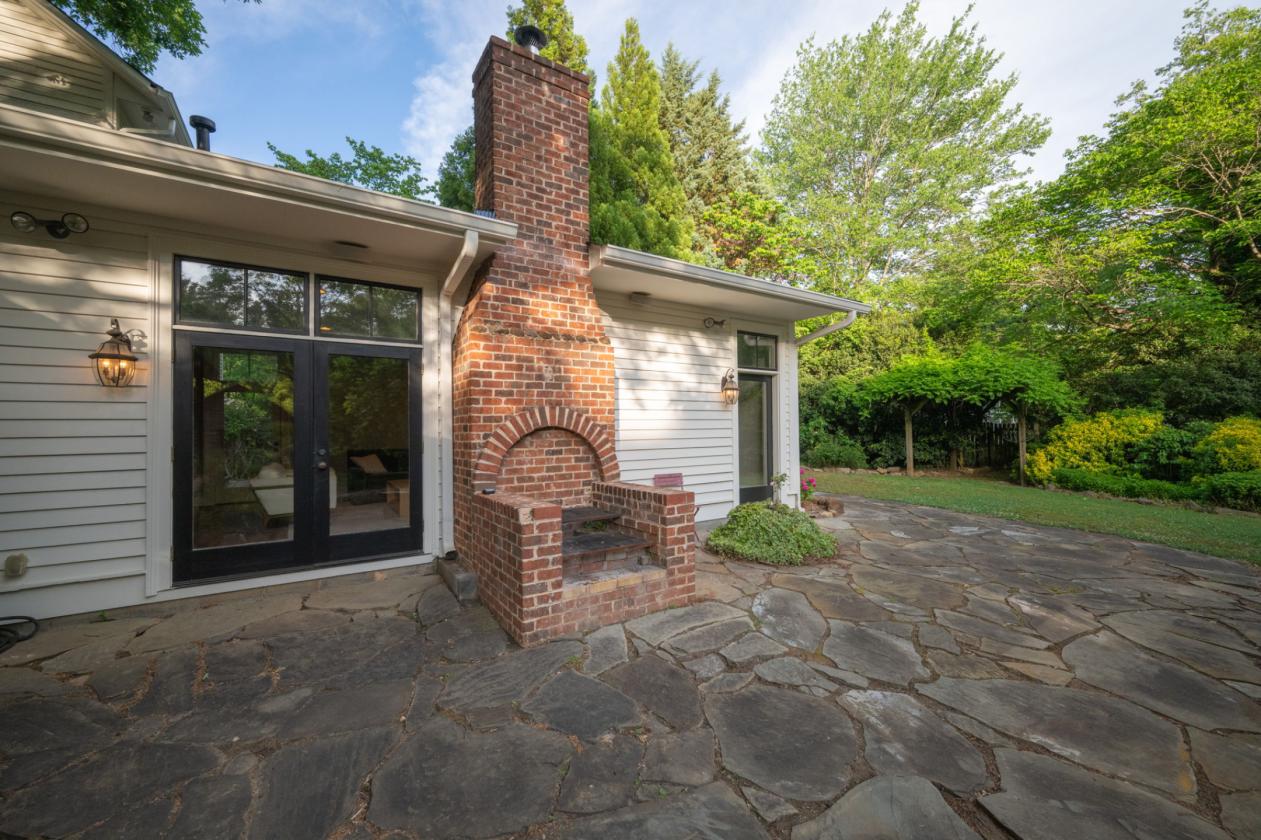 McElroy House | Historic 5 Acre Horse/Hobby Farm - photo 28