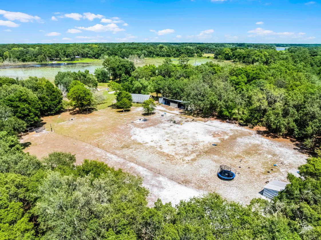 Private & Rare Wild Old Florida 36 Acre Gem - photo 8