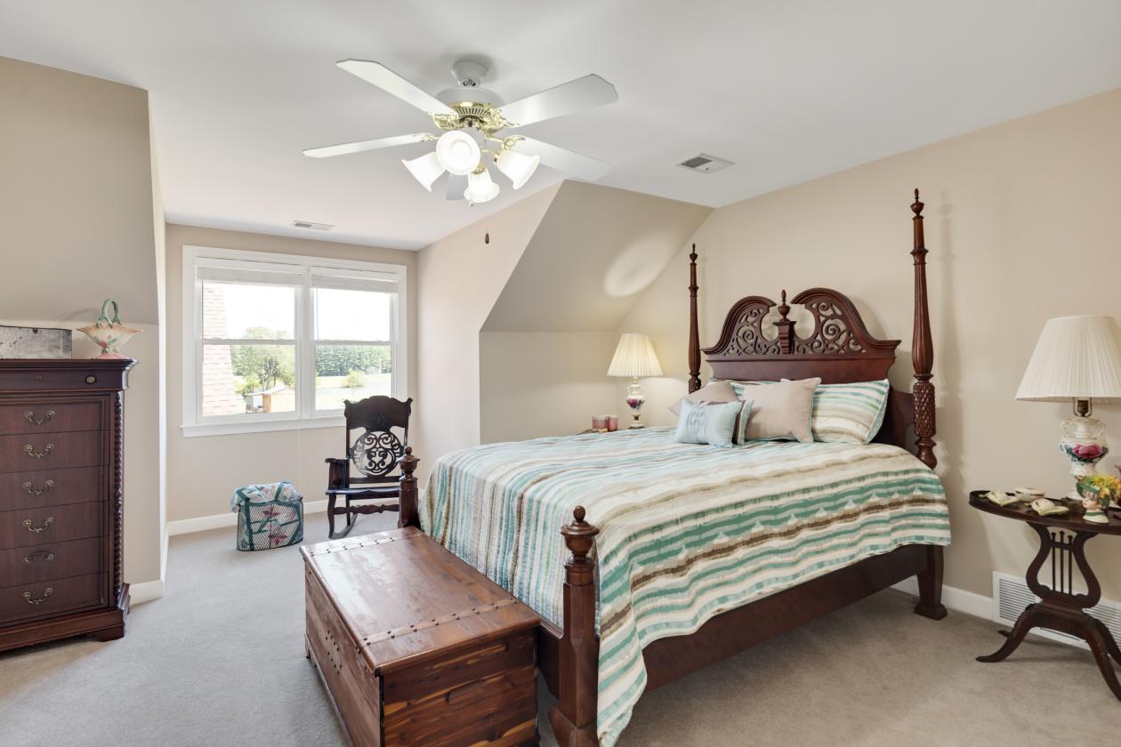 Manicured Equestrian Estate on 65 Acres - photo 22