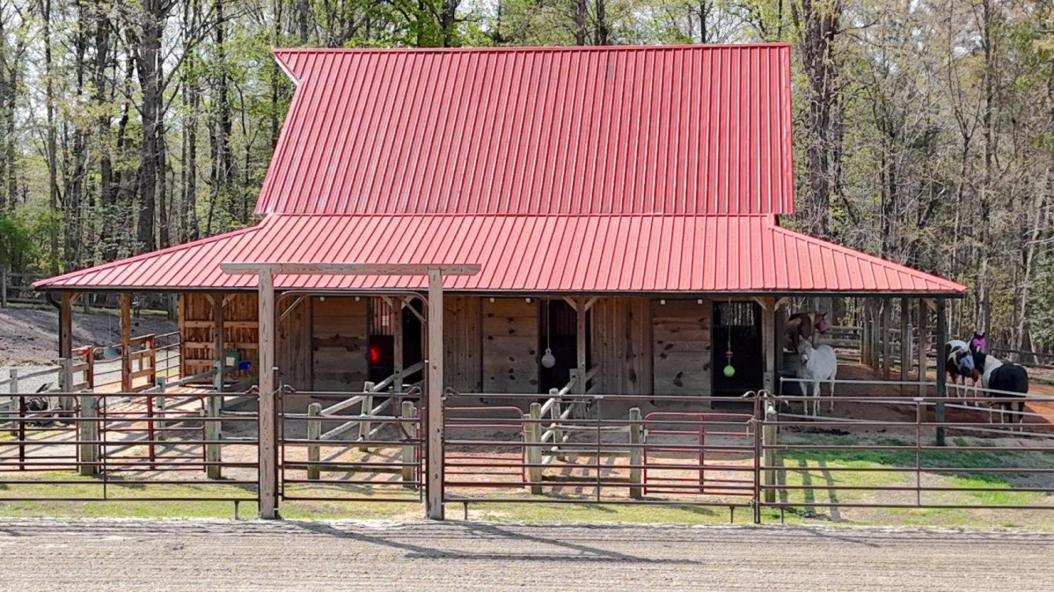 EQUESTRIAN PROPERTY HAVEN - photo 9
