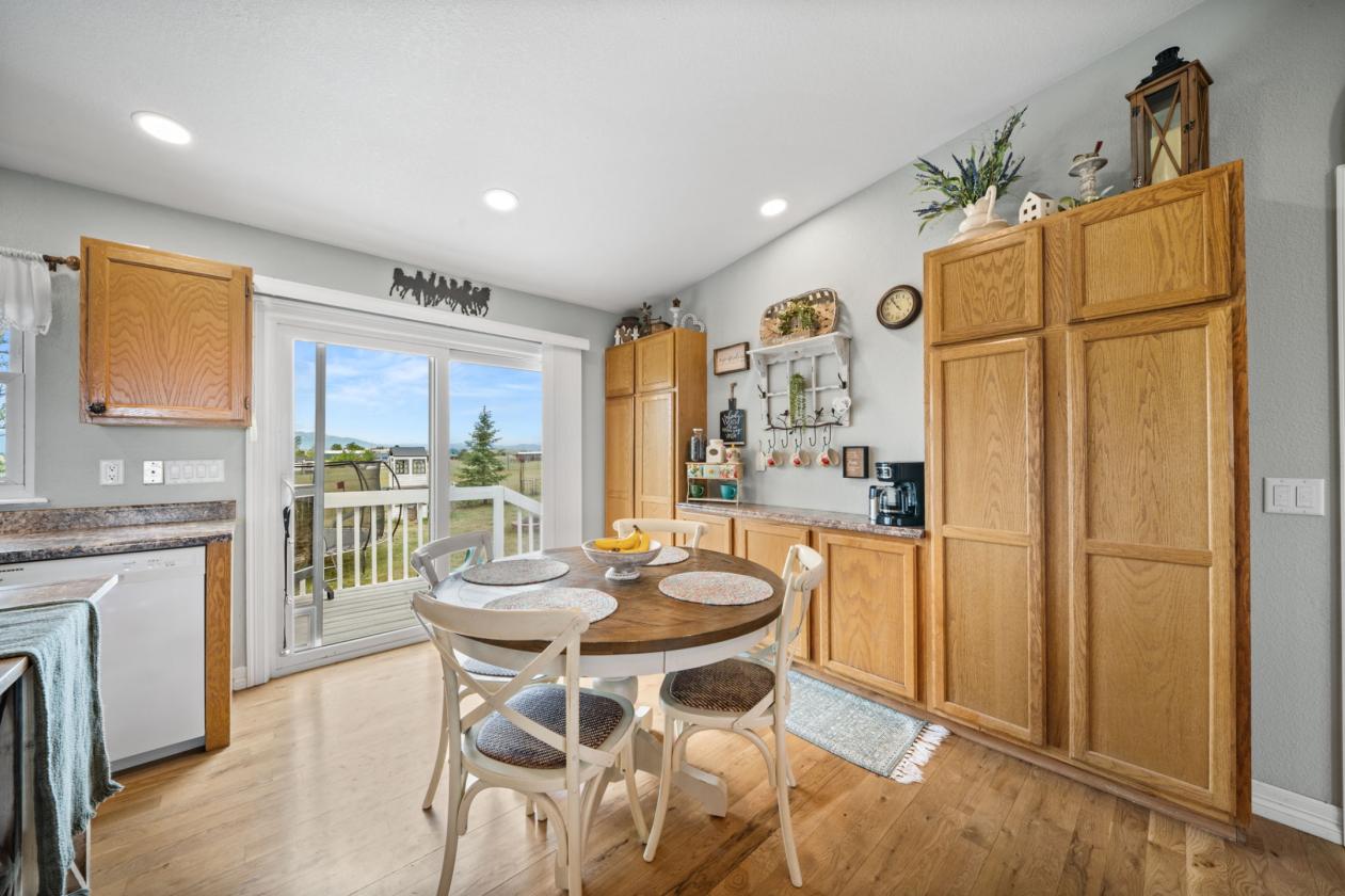 Pikes Peak Views & Horse-Ready Living - photo 6