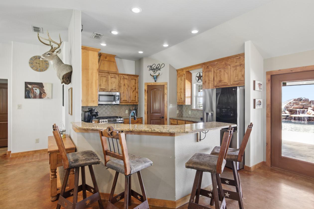 Room to Roam on 20 acres!! CONTRACT PENDING!! - photo 6