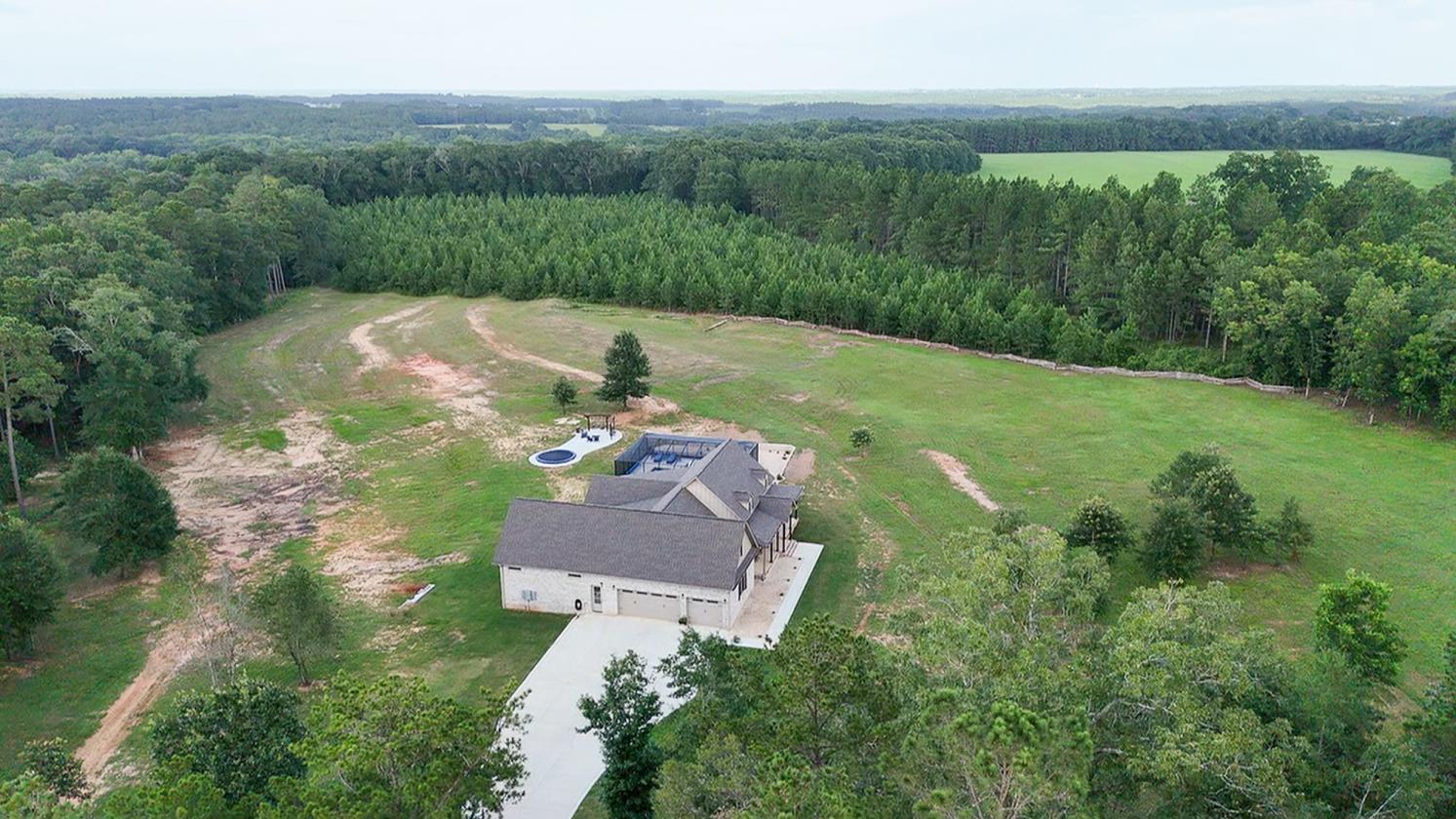Luxury Farm Retreat: Pasture, Pond & Privacy - photo 24