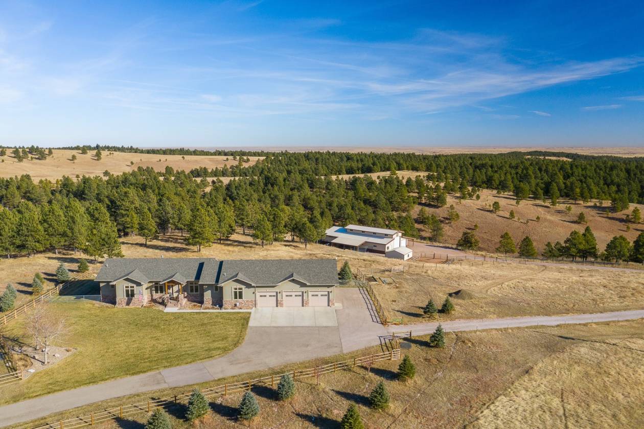 Black Hills Horse Ranch Edgemont, Fall River County, South Dakota