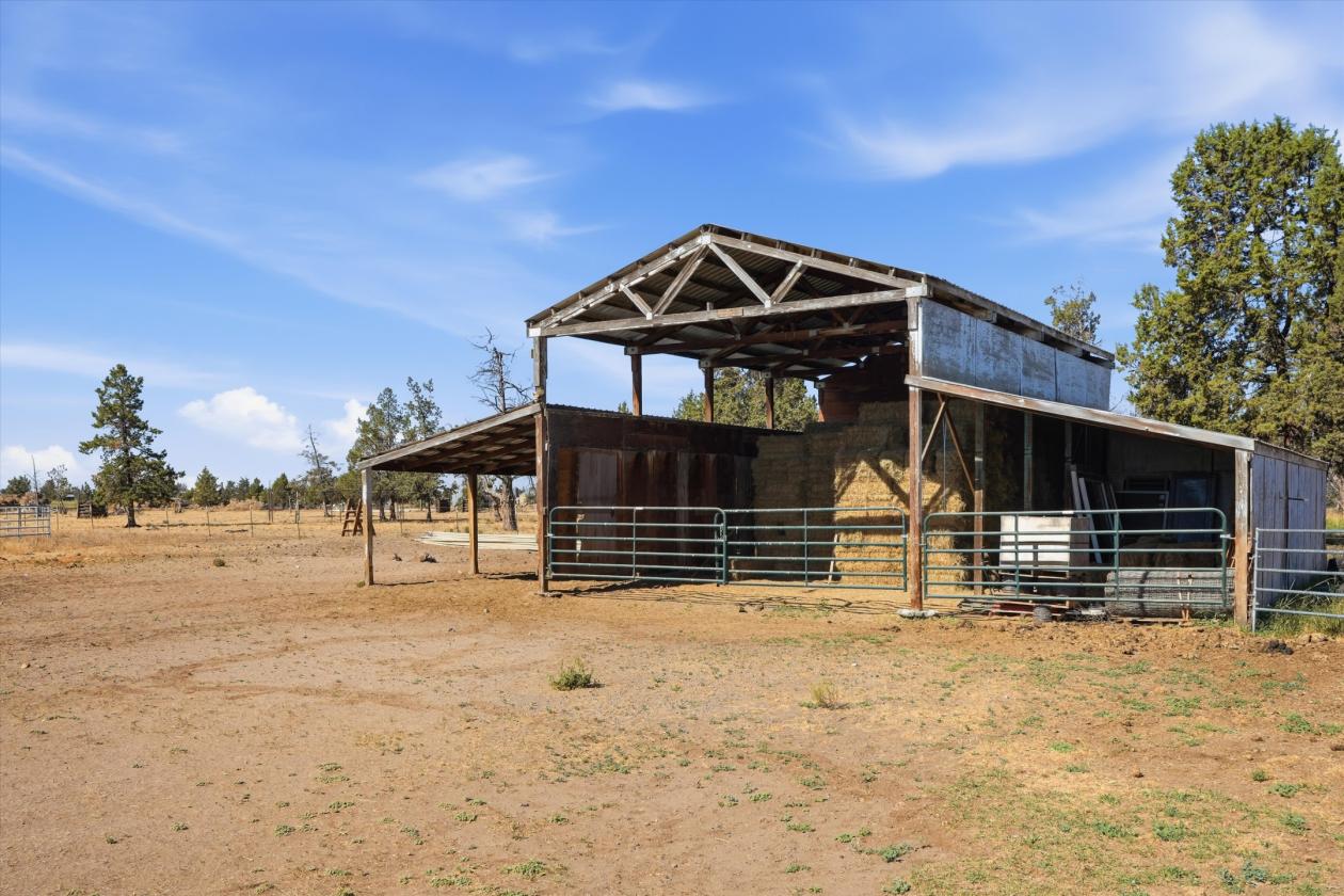 29 Acres | 24.34 Irrigated | Horse-Ready - photo 9