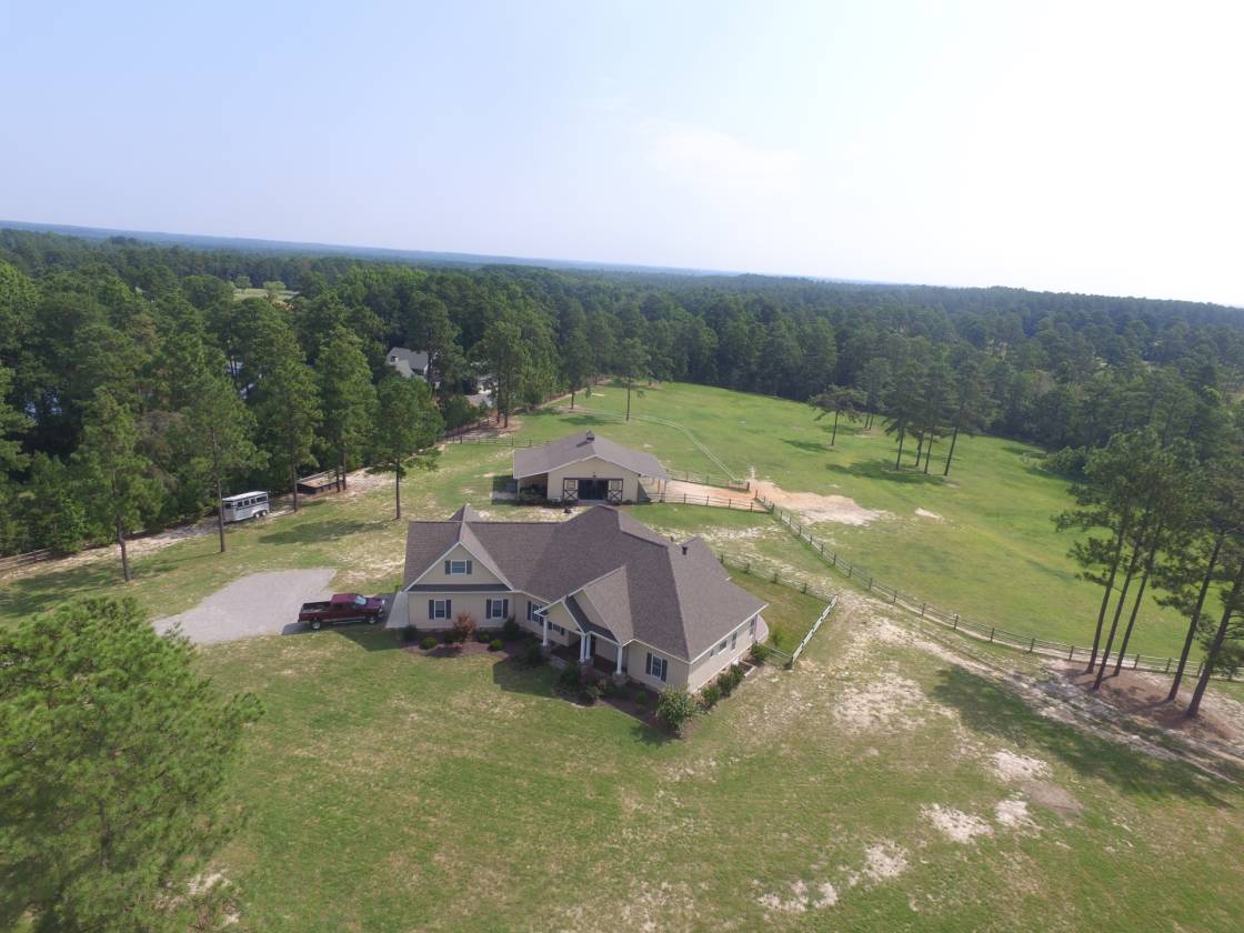 Impeccably Maintained Horse Farm in Pine Ridge Vass, Moore County, North Carolina