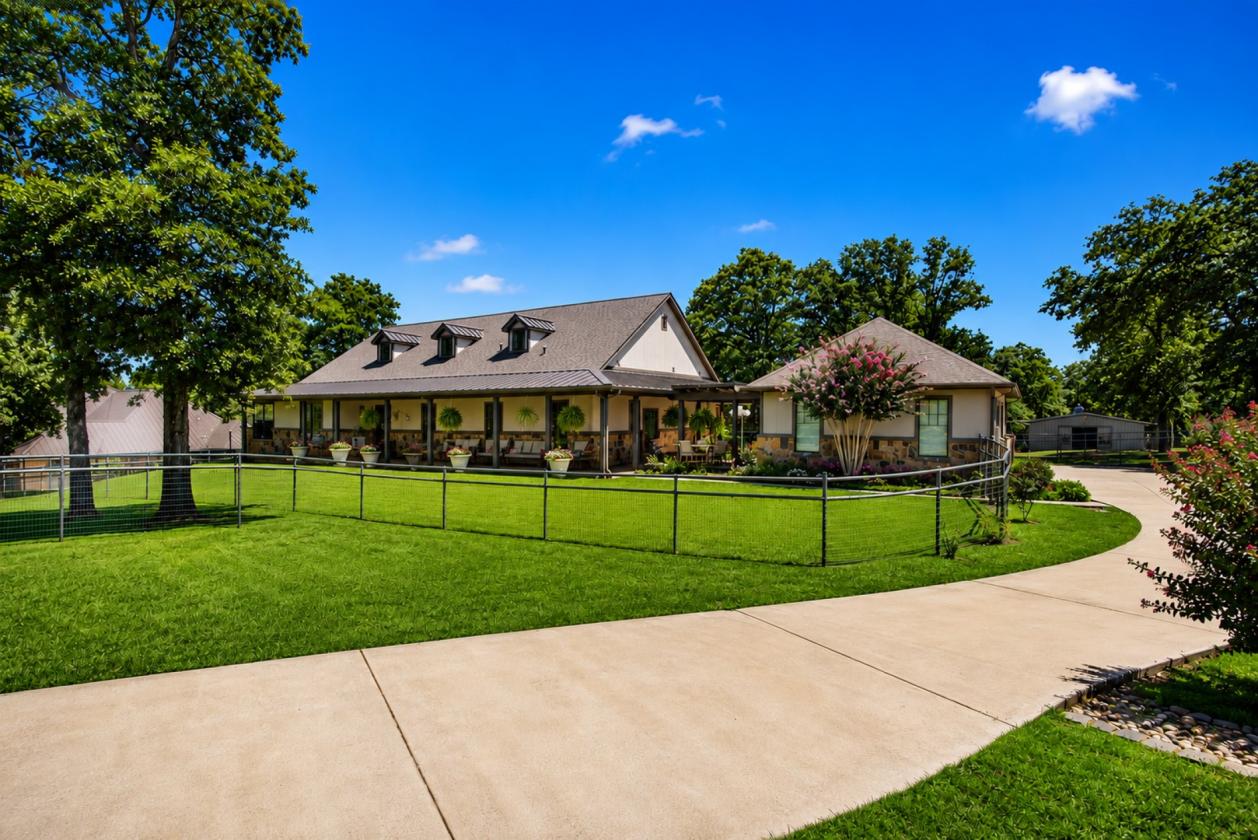 Home on 5 acres Near Chisolm Trail Tollway - photo 2