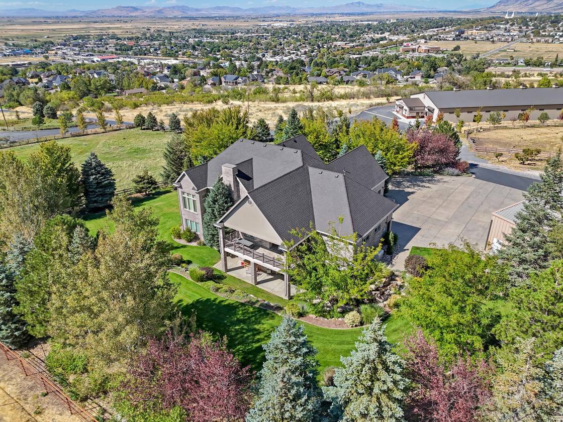 Horse Property for sale.