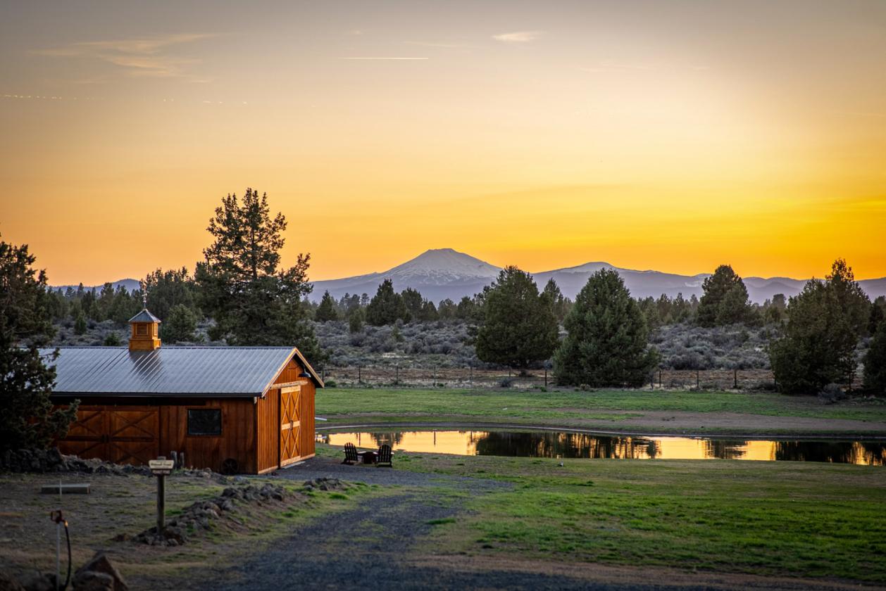 Mountain Modern Retreat with Panoramic Views - photo 4