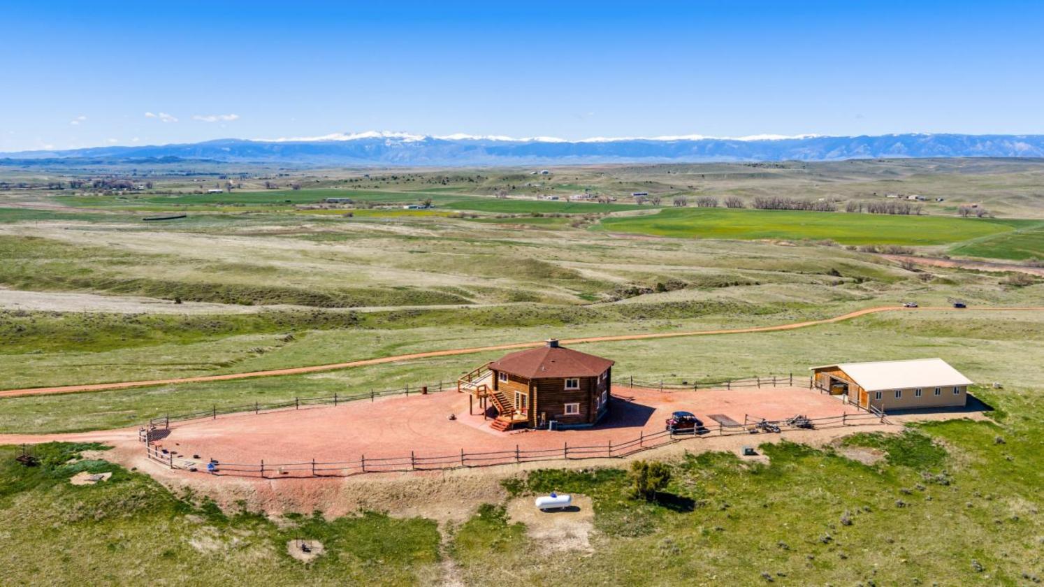 Premier Horse Property With Trophy Mule Deer - photo 1