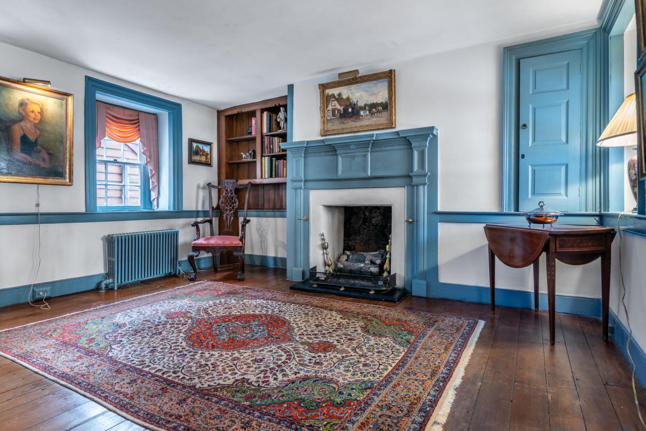 Timeless Colonial Charm - photo 25