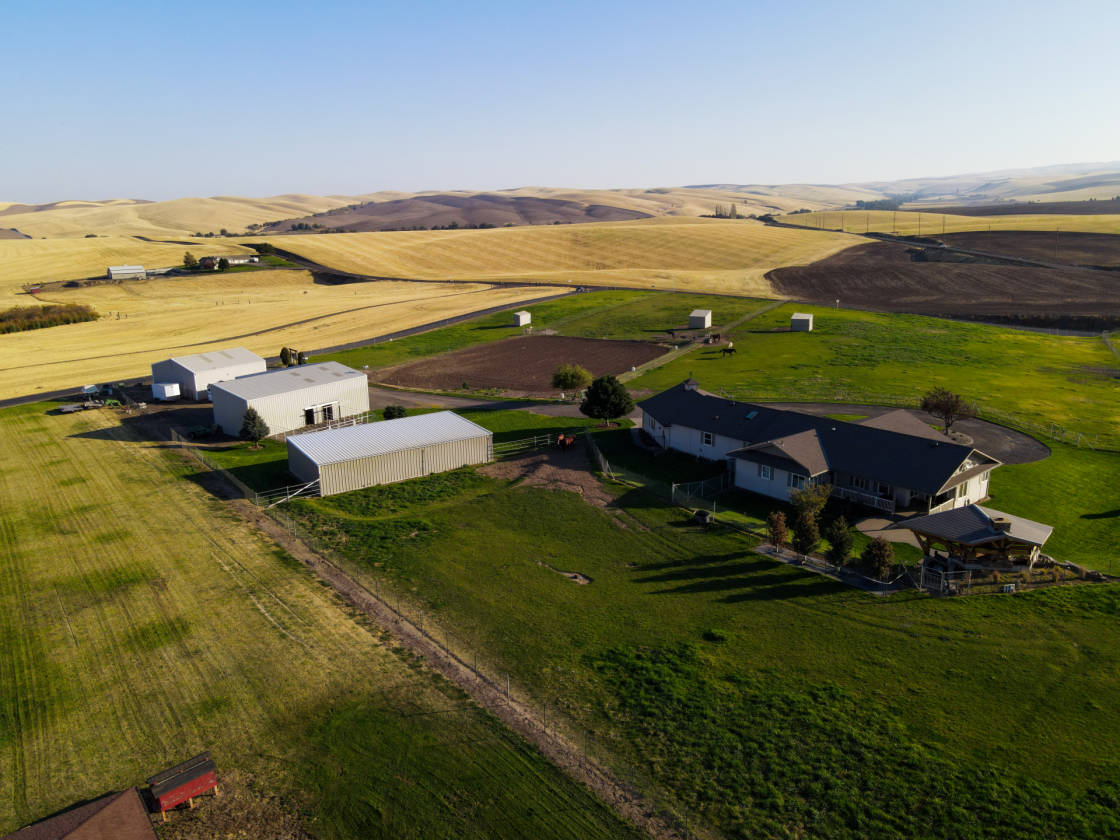 Horse Property with Views Walla Walla, Walla Walla County