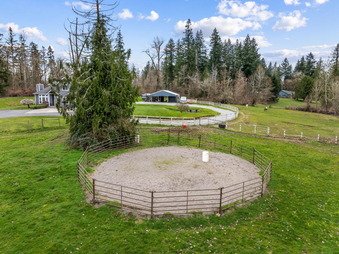 Equestrian 5 Acres in gated neighborhood - photo 3