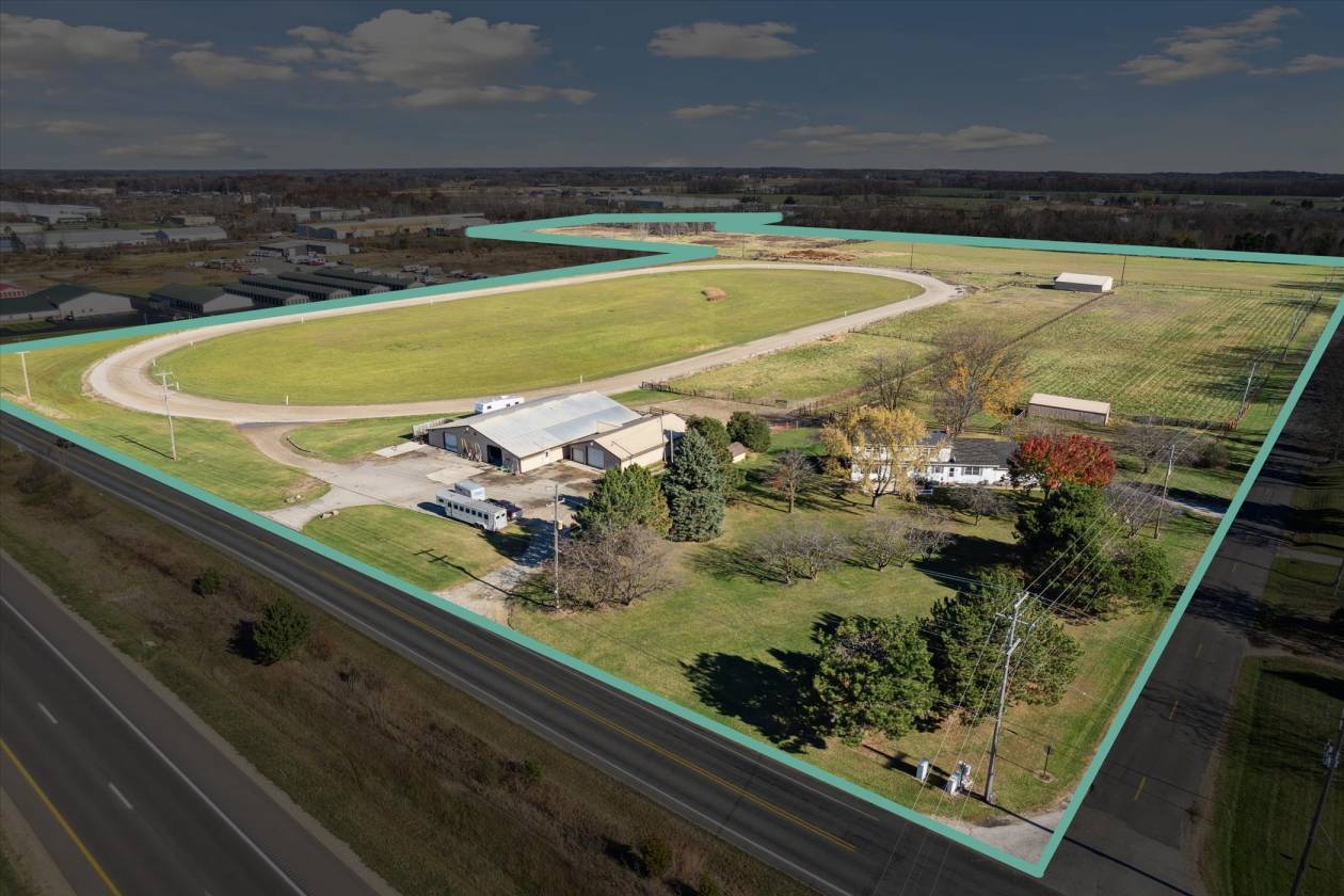 60 Acre Horse Farm with 1/2 Mile Track & 35 Stalls - photo 6