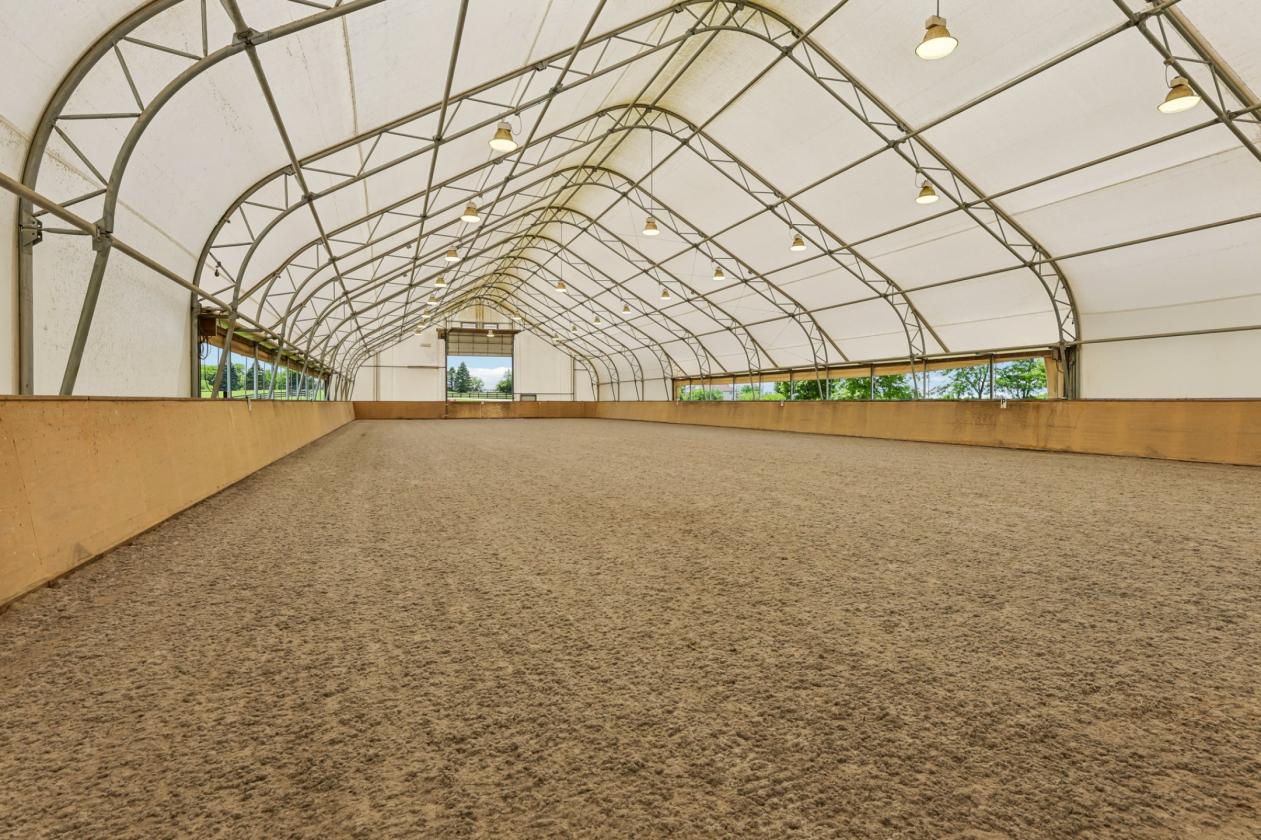 Luxury Equestrian center - photo 26