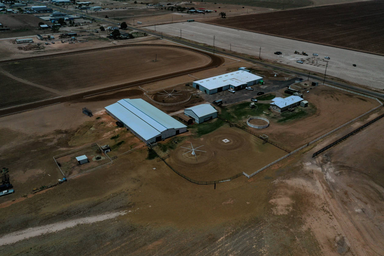 Horse Property for sale.