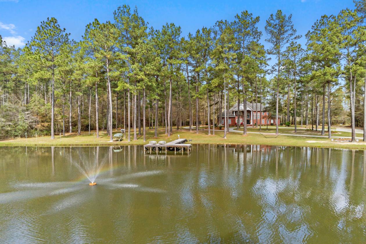 114 Acres, Custom 4/3.5 Home, Barn and stocked Fish Pond,... Axis, Mobile County, Alabama