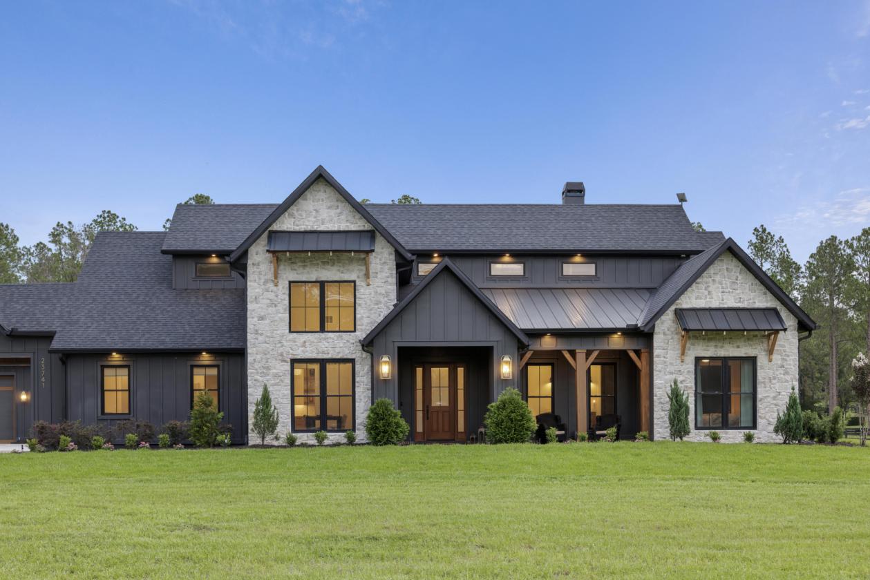 Lakewood Ranches Modern Estate - photo 12