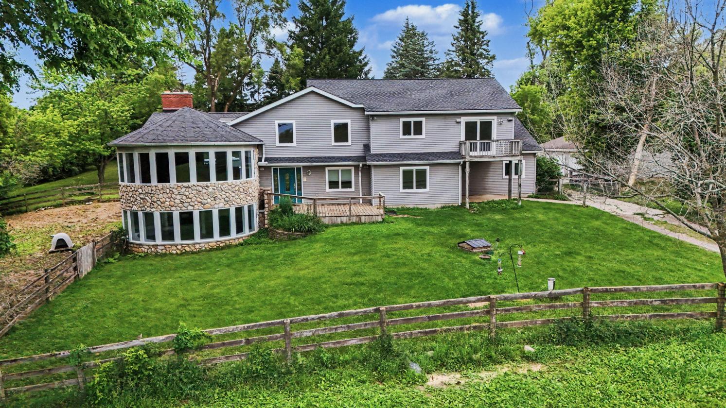 Unique Horse Farm on Nearly 10 Acres - photo 26