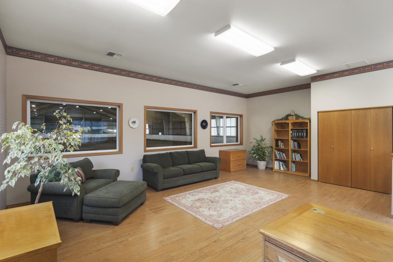 Forest Park Equestrian Center - In City 120 acres - photo 11
