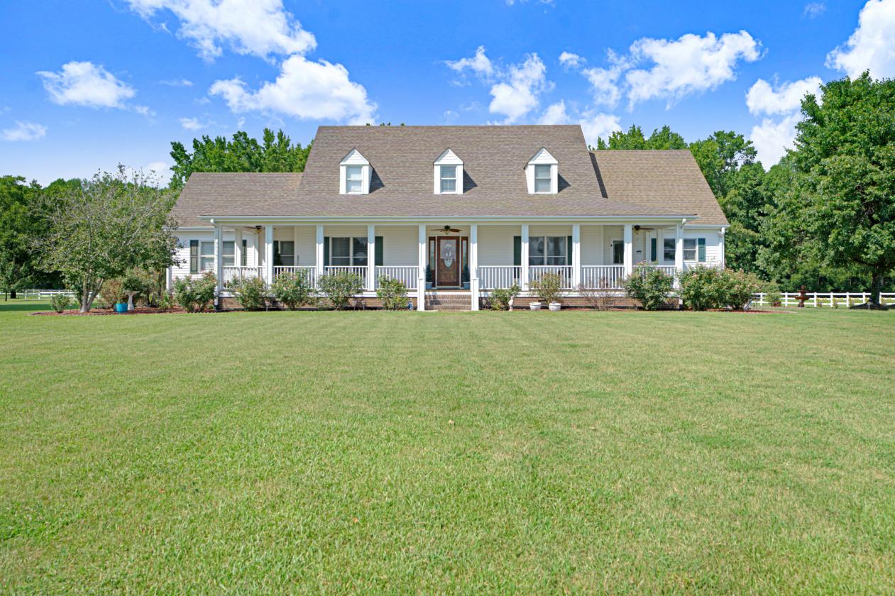 Equestrian & Country Estate - photo 2