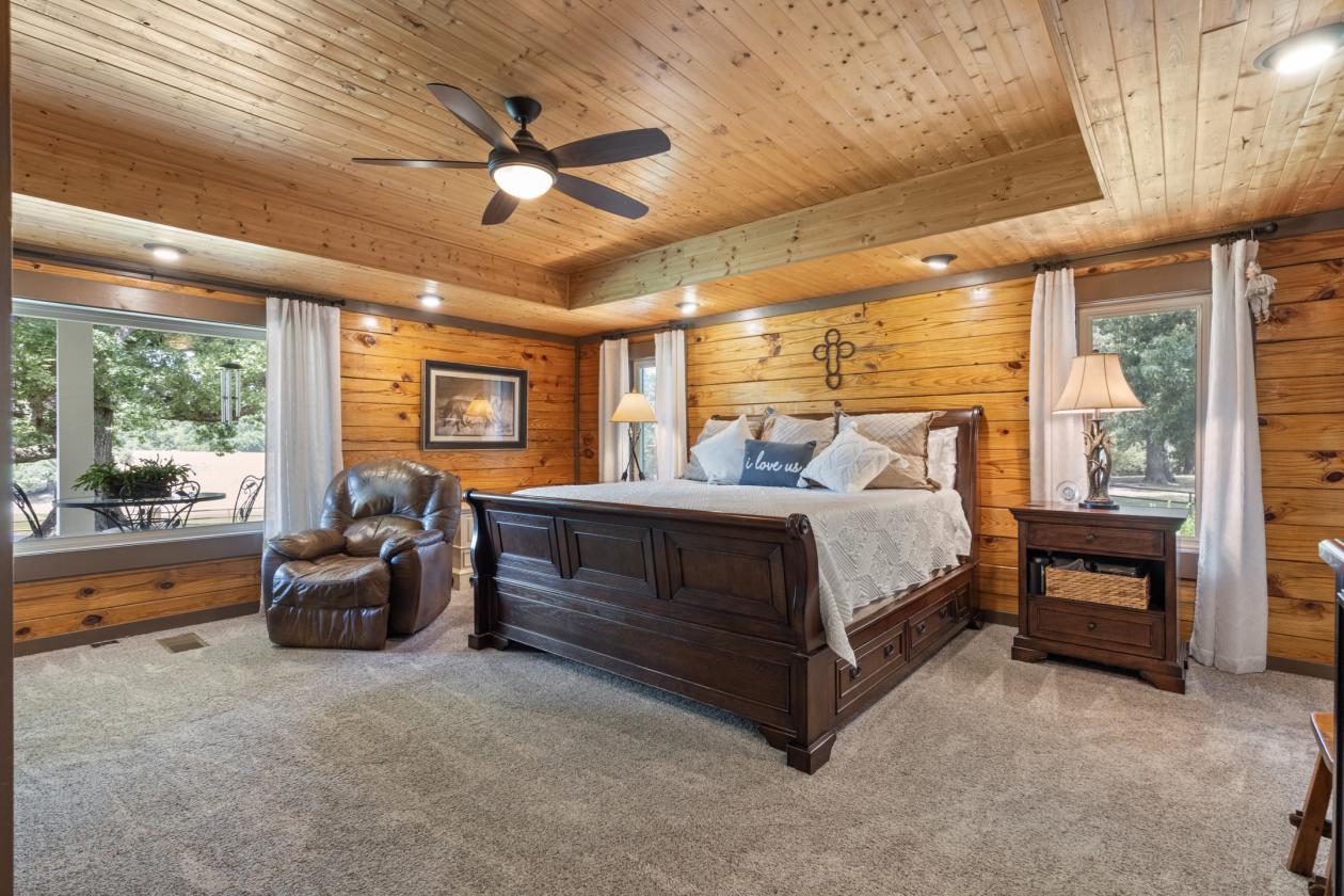 41-ACRE HORSE PROPERTY | 11 STALL BARN & ARENA - photo 14