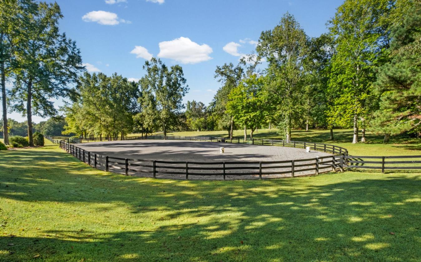 Equestrian Country Estate/ Private Lake/ 53 acres - photo 17