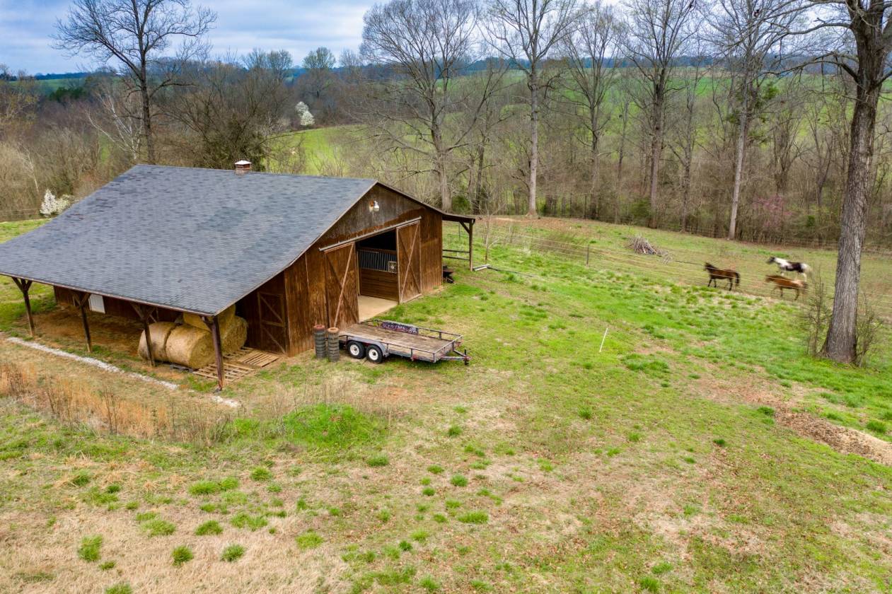 Beautiful Custom Home 30 Acres Horse Farm/Ranch Upstate SC Woodruff