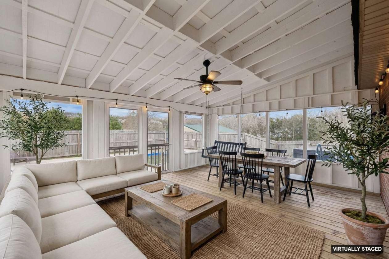 11-acre Horse or Hobby Farm with 5 stall barn - photo 15