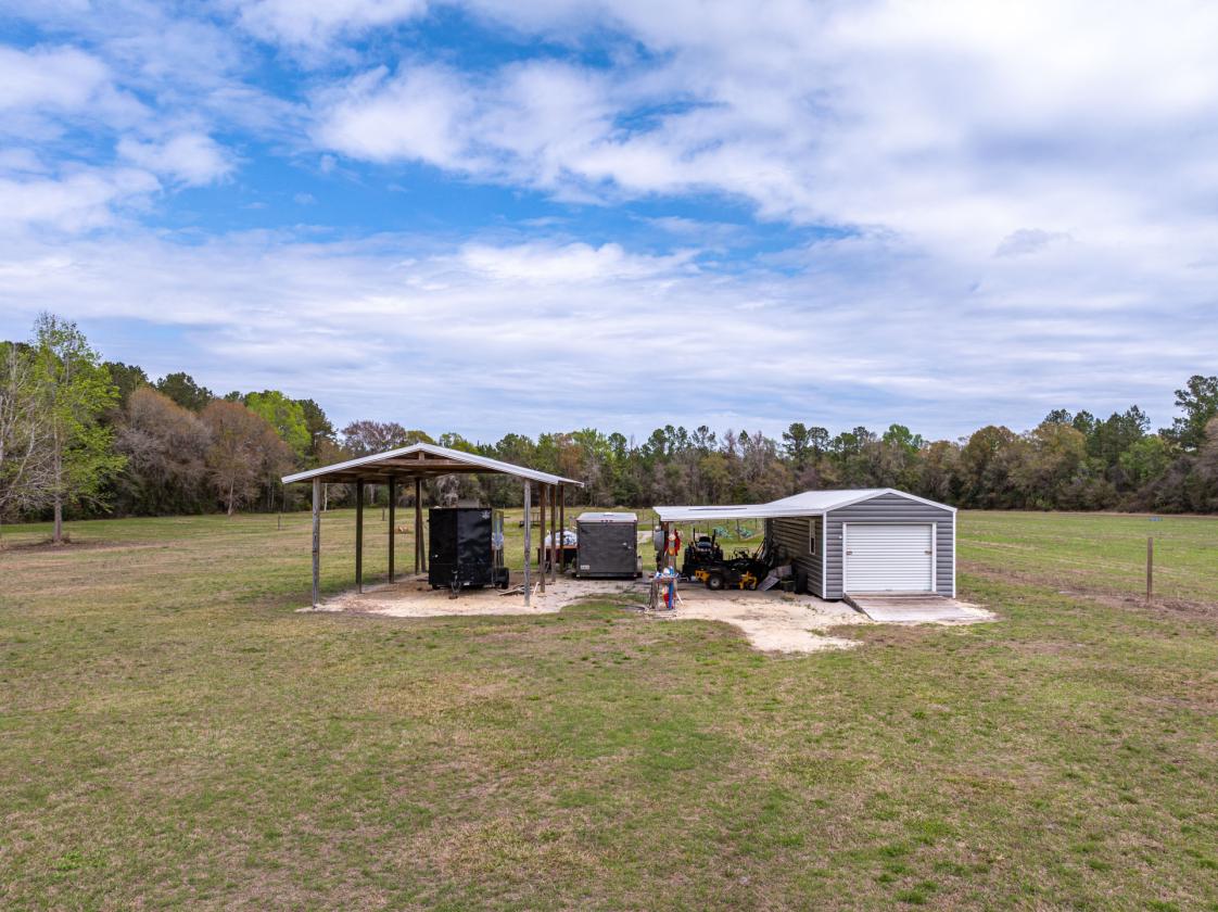 5 Acres | Custom Home, Pole Barn, RV Parking - photo 10