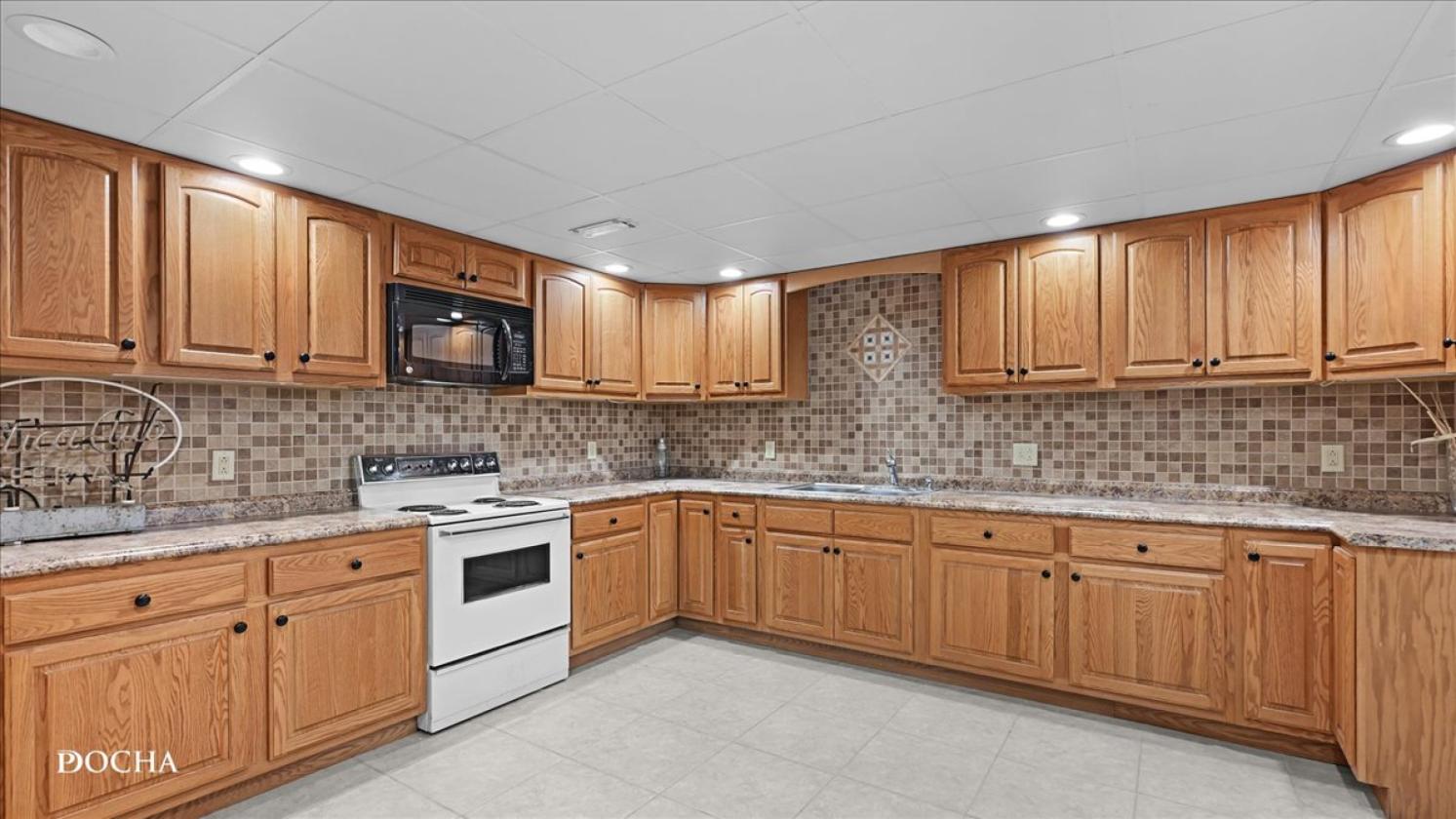 Private Listing - 28 Acre Equestrian Facility! - photo 16