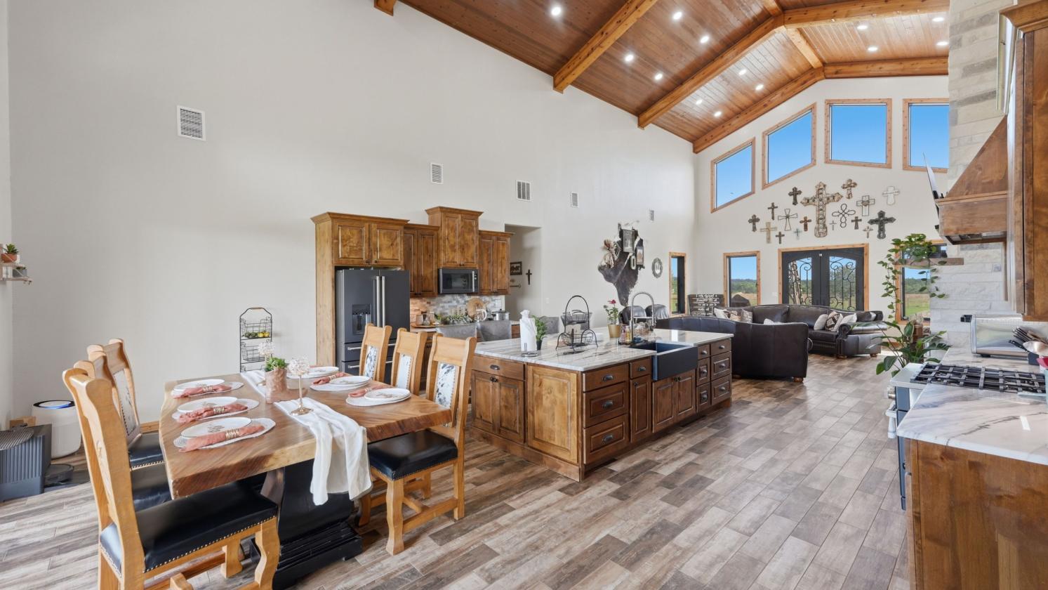 Turnkey Barndominium on 18 Acres - photo 10