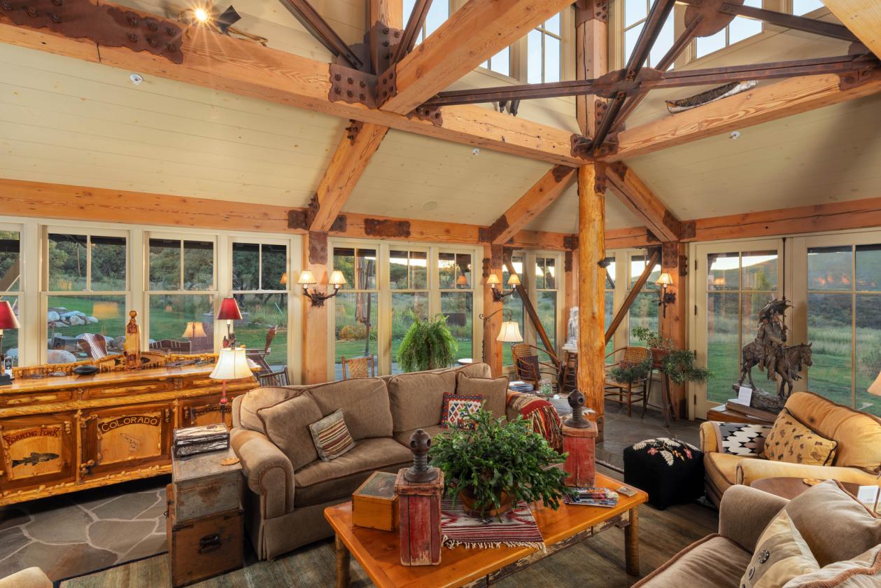 Quintessential Mountain Retreat - photo 10